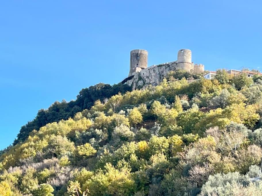 Willa Casale Di Lusso Panoramico Lettere Zewnętrze zdjęcie